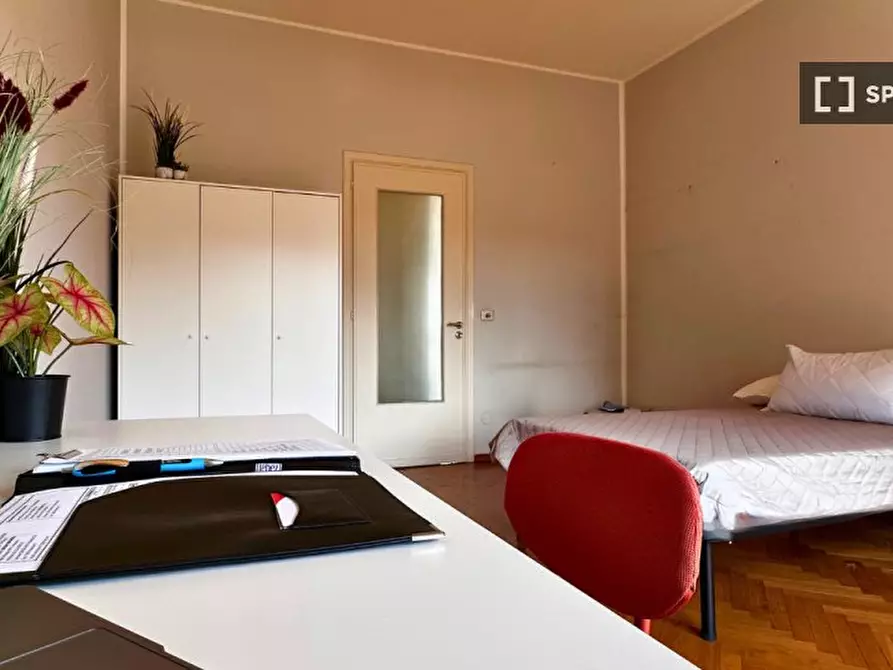 Immagine 1 di Camera condivisa in affitto  in C.so Giulio Cesare a Torino