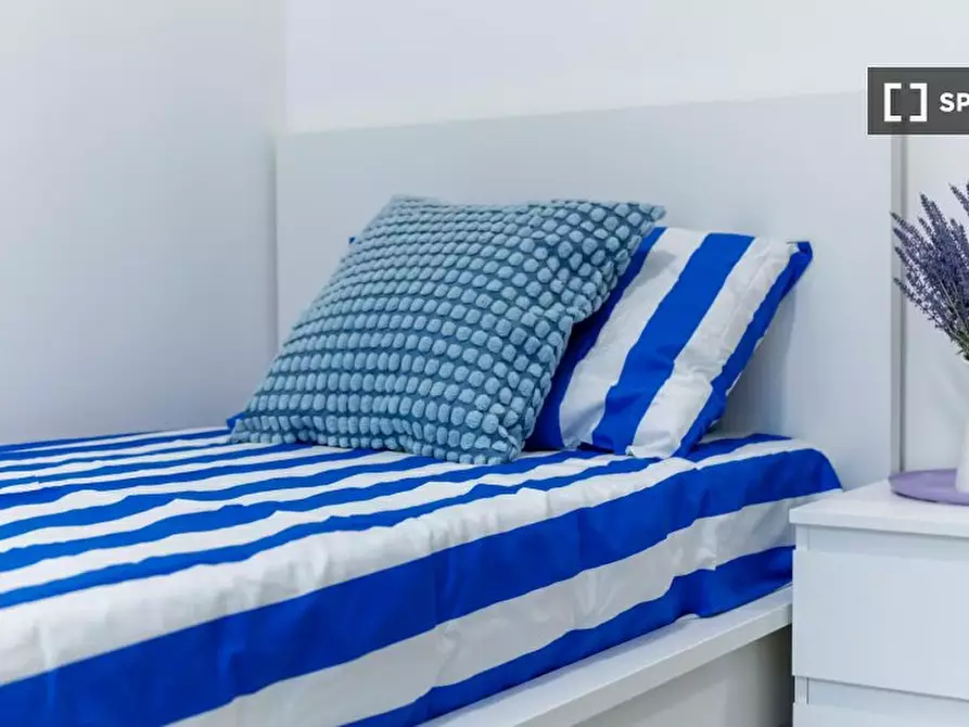 Immagine 8 di Camera condivisa in affitto  in Via Romolo Gessi a Torino