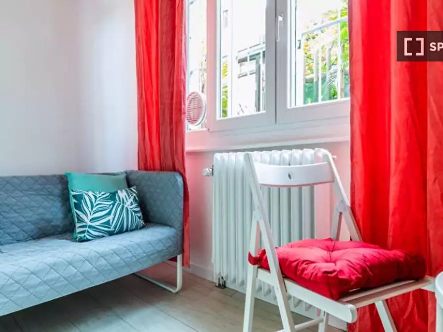 Immagine 8 di Camera condivisa in affitto  in Via Natale Battaglia a Milano