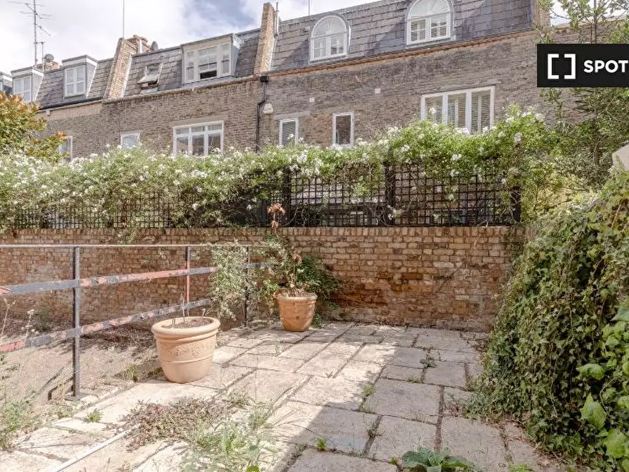Immagine 12 di Appartamento in affitto  in Apartment a Kensington