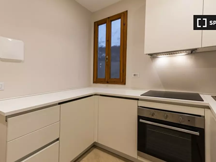 Immagine 10 di Appartamento in affitto  in Via Pietrapiana a Firenze