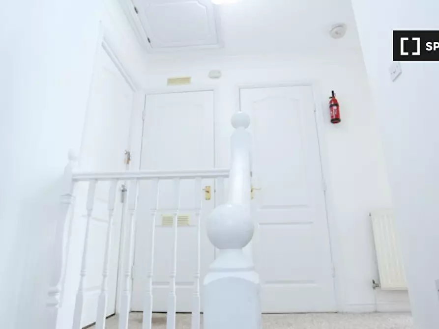 Immagine 15 di Ufficio in affitto  in Lytham Cl a Eltham