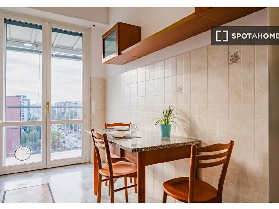 Immagine 12 di Camera condivisa in affitto  in Piazzale Giovanni delle Bande Nere a Milano