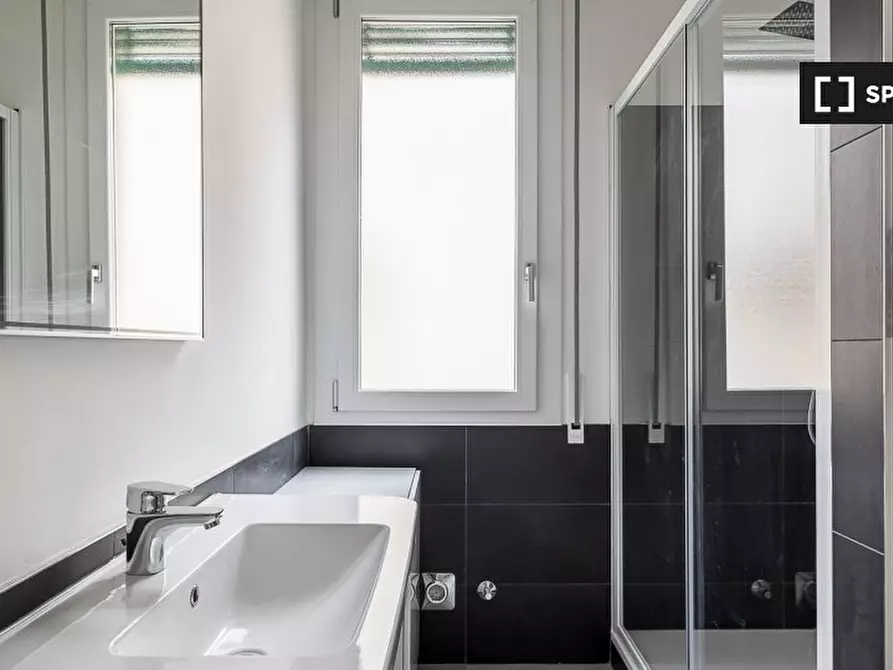 Immagine 12 di Appartamento in affitto  in Via Giovanni Lorenzo Bernini a Bologna