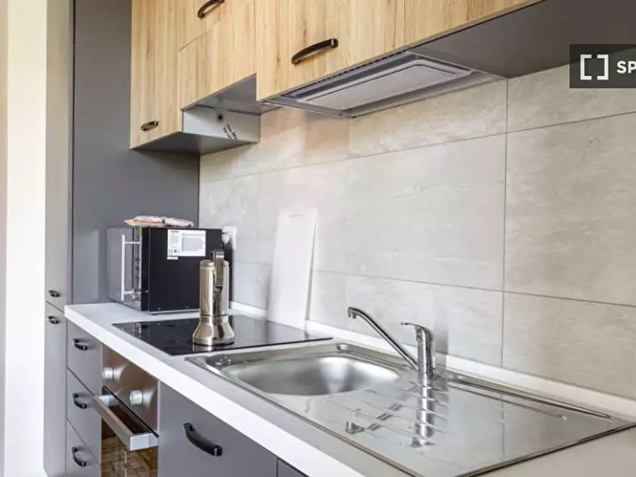 Immagine 9 di Camera condivisa in affitto  in Via Zuretti a Milano