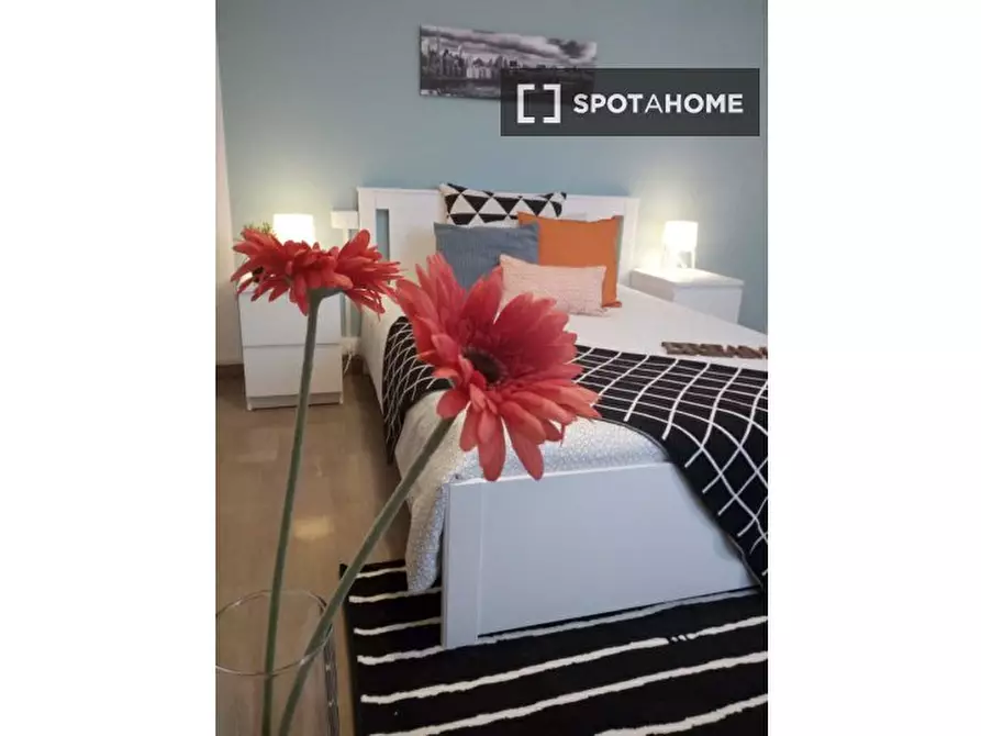 Immagine 3 di Camera condivisa in affitto  in Rocca D'anfo a Brescia