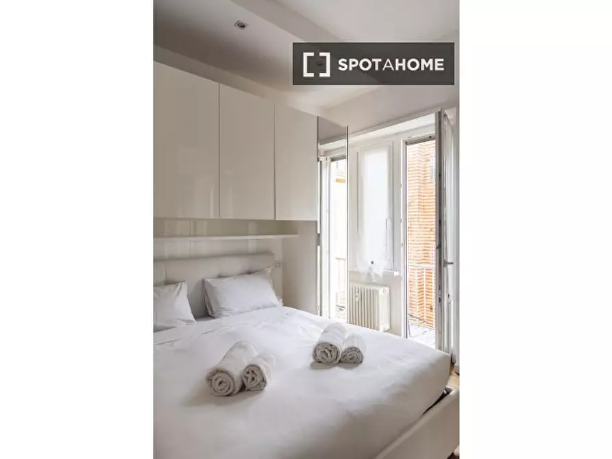 Immagine 19 di Appartamento in affitto  in Via Falcone a Milano