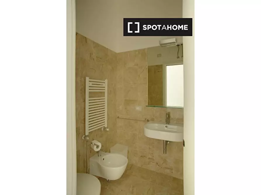 Immagine 6 di Appartamento in affitto  in Via Giovanni Battista Pergolesi a Milano