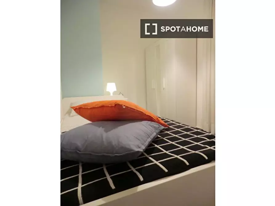 Immagine 1 di Camera condivisa in affitto  in via Carlo Collodi a Padova