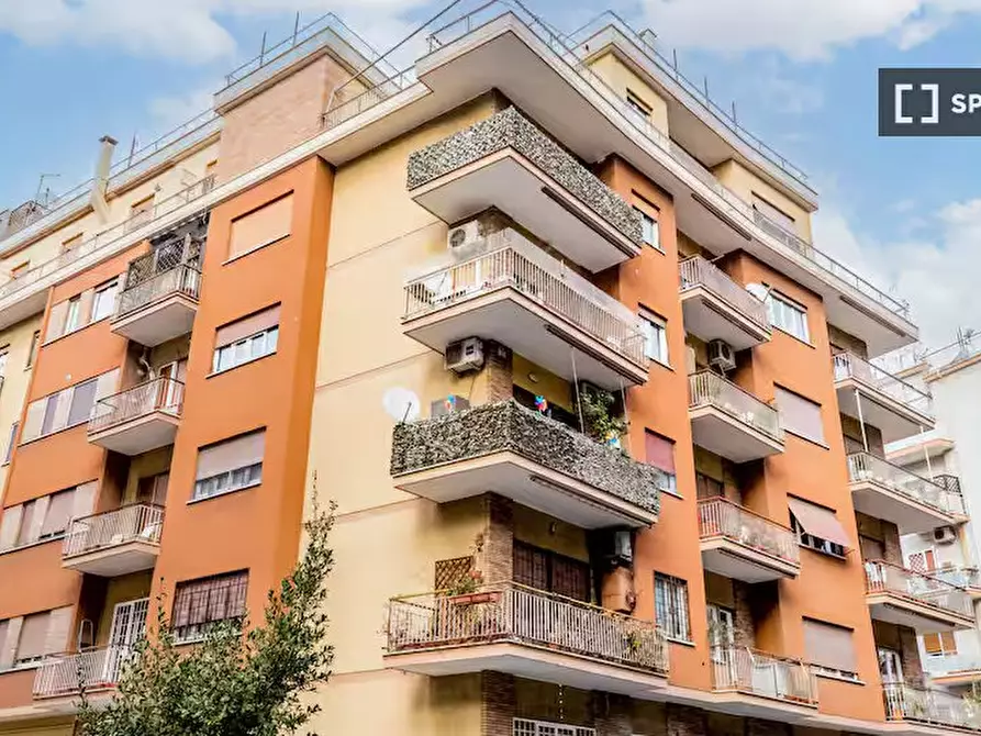 Immagine 11 di Appartamento in affitto  in Via Santa Bernadette a Roma