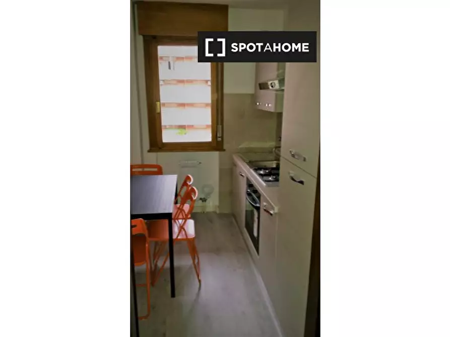 Immagine 4 di Camera condivisa in affitto  in Via Giacomo Matteotti a Trento