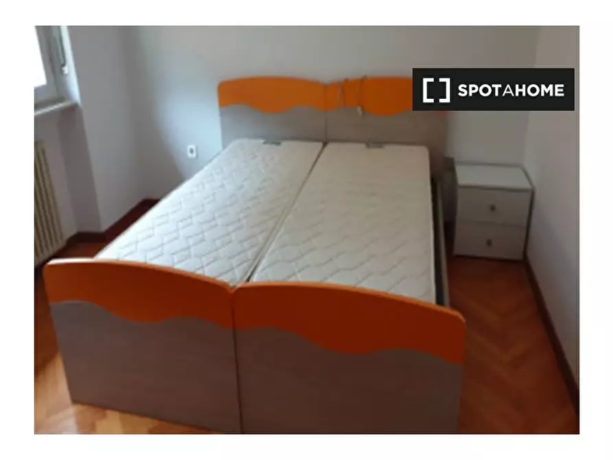 Immagine 2 di Camera condivisa in affitto  in Via Fratelli Perini a Trento