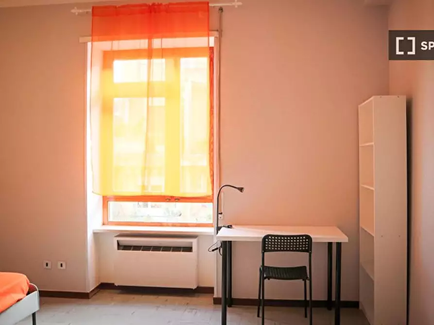 Immagine 5 di Camera condivisa in affitto  in Via tigellio a Cagliari