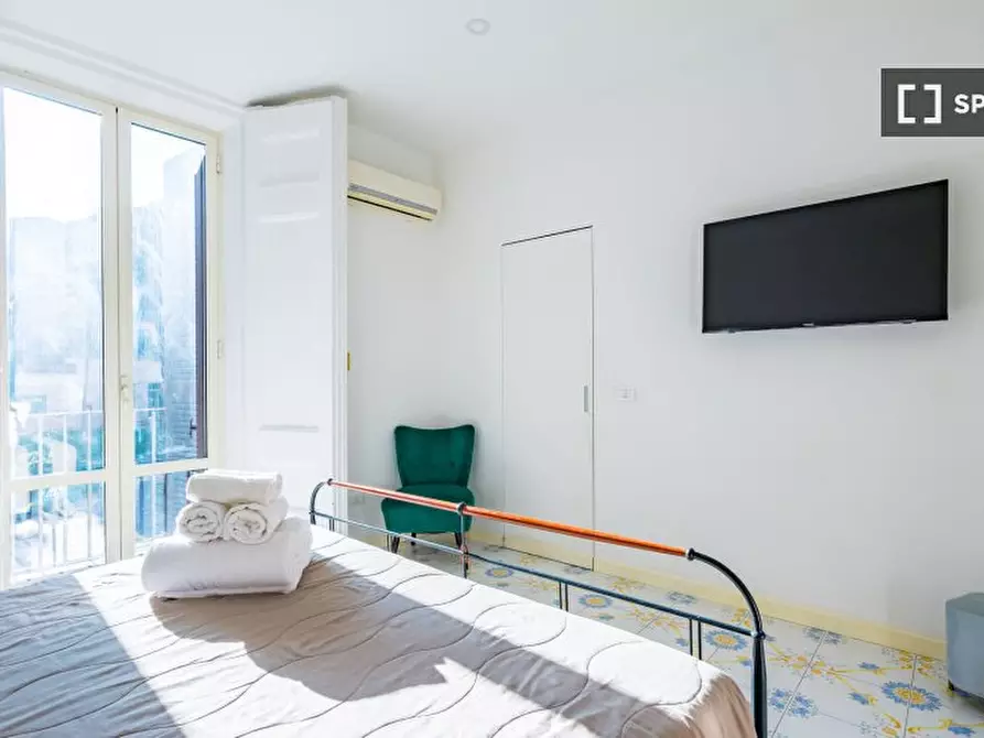 Immagine 17 di Appartamento in affitto  in Via Salvator Rosa a Napoli