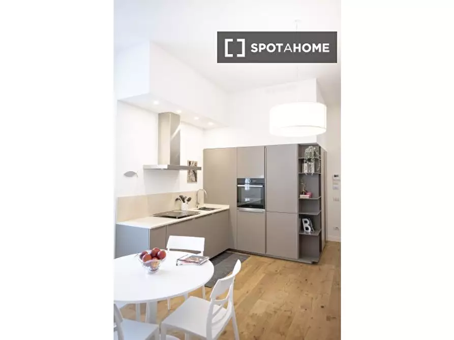 Immagine 7 di Appartamento in affitto  in Via Camillo Cavour a Firenze