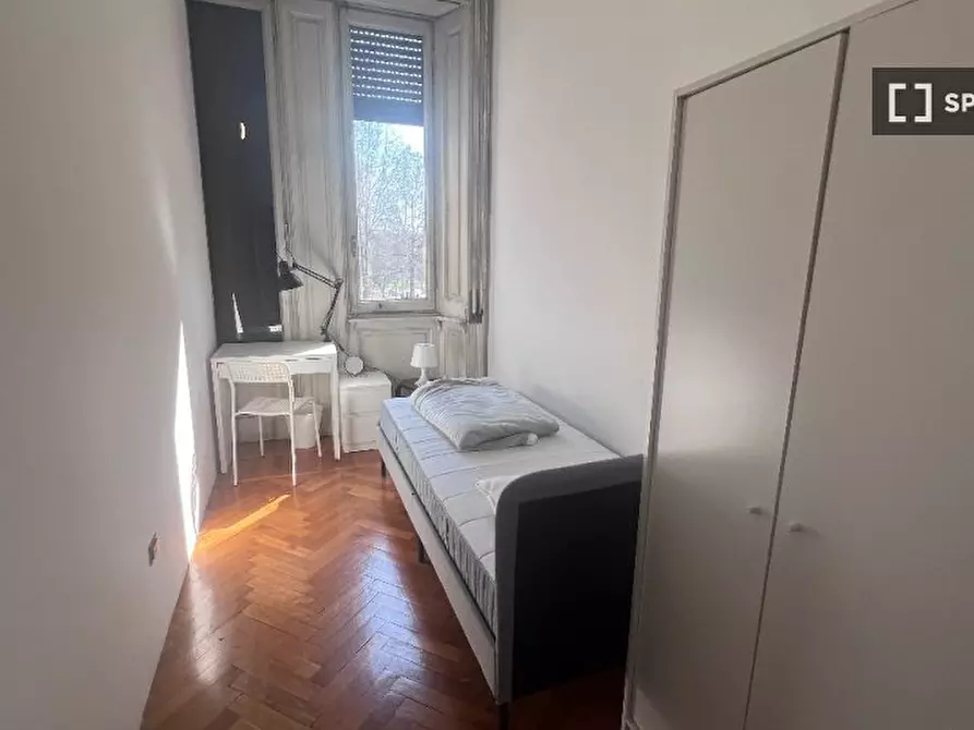 Immagine 7 di Camera condivisa in affitto  in Viale Abruzzi a Milano