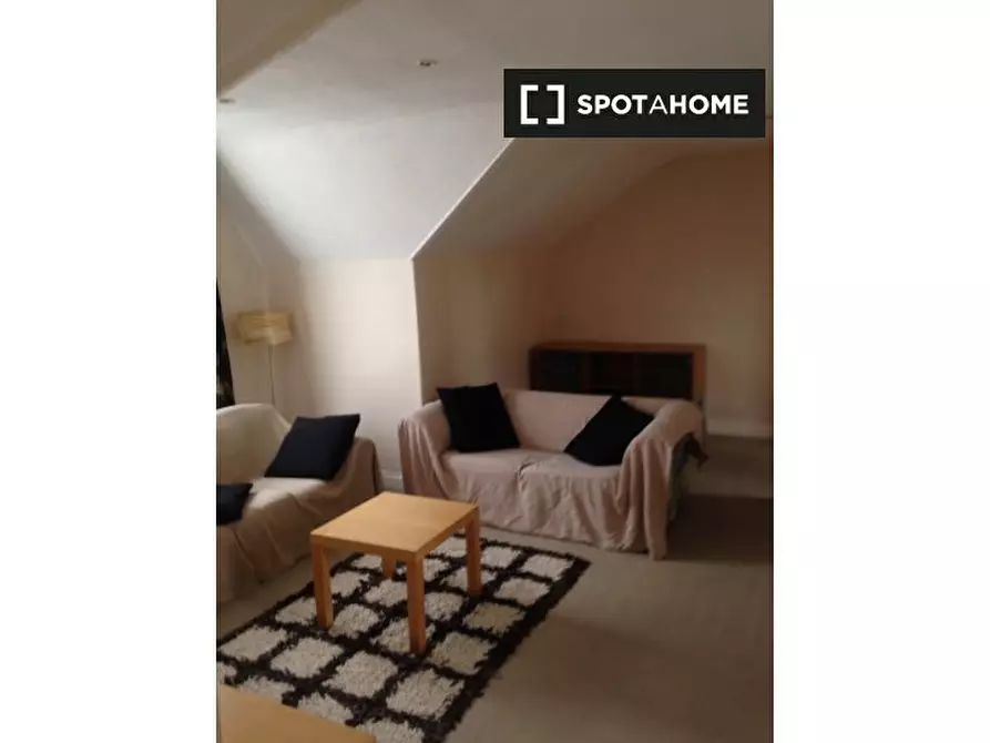 Immagine 3 di Camera condivisa in affitto  in Nottingham Rd a 