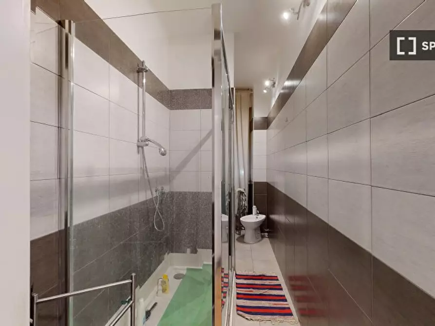 Immagine 10 di Camera condivisa in affitto  in Via Felice Casati a Milano