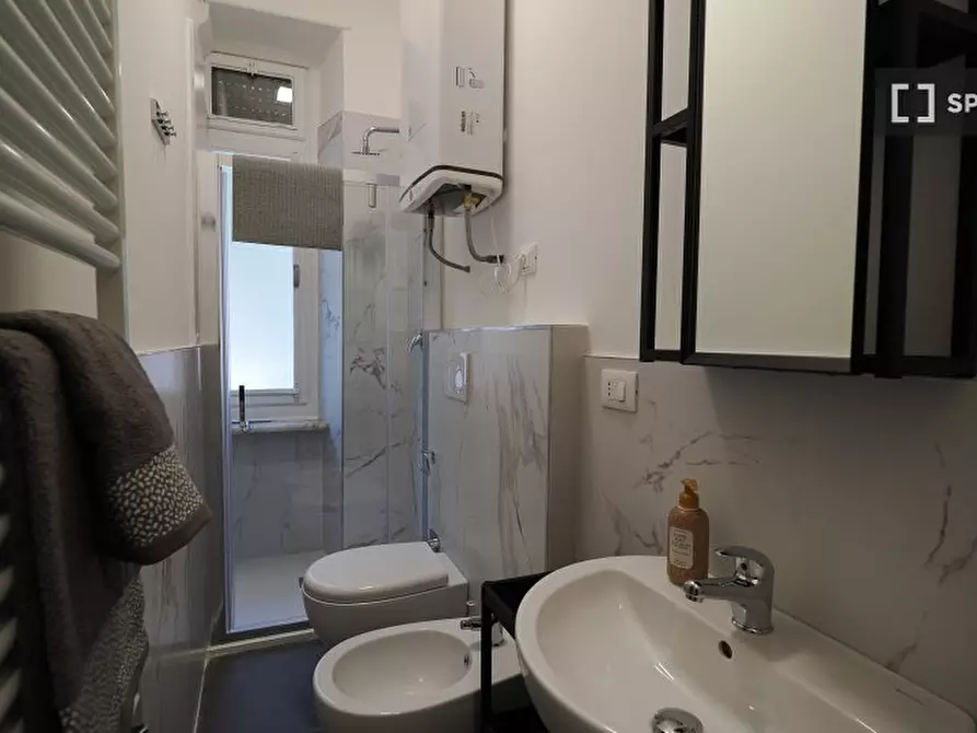 Immagine 7 di Camera condivisa in affitto  in Corso Peschiera a Torino