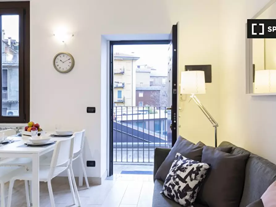 Immagine 5 di Appartamento in affitto  in Via Brusuglio a Milano