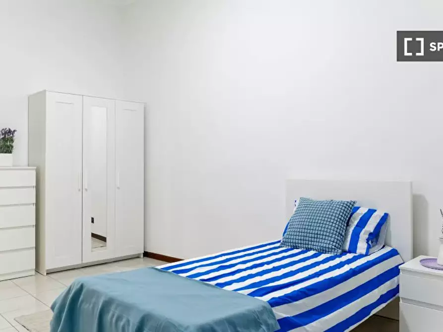 Immagine 5 di Camera condivisa in affitto  in Via Romolo Gessi a Torino