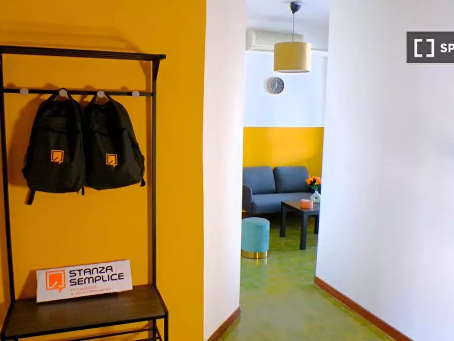 Immagine 11 di Camera condivisa in affitto  in Rodolfo Mondolfo a Bologna