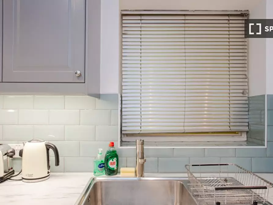 Immagine 9 di Appartamento in affitto  in apartment a 