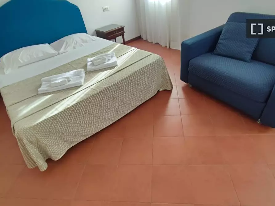 Immagine 5 di Ufficio in affitto  in Via Zucchelli a Roma