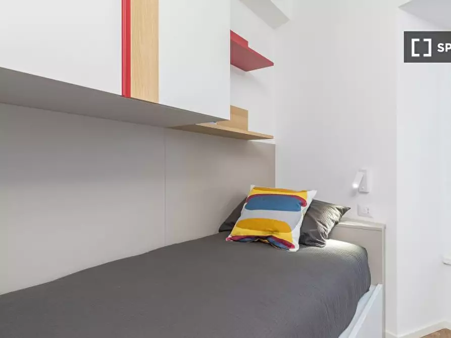 Immagine 2 di Camera condivisa in affitto  in San Giovanni a Trento