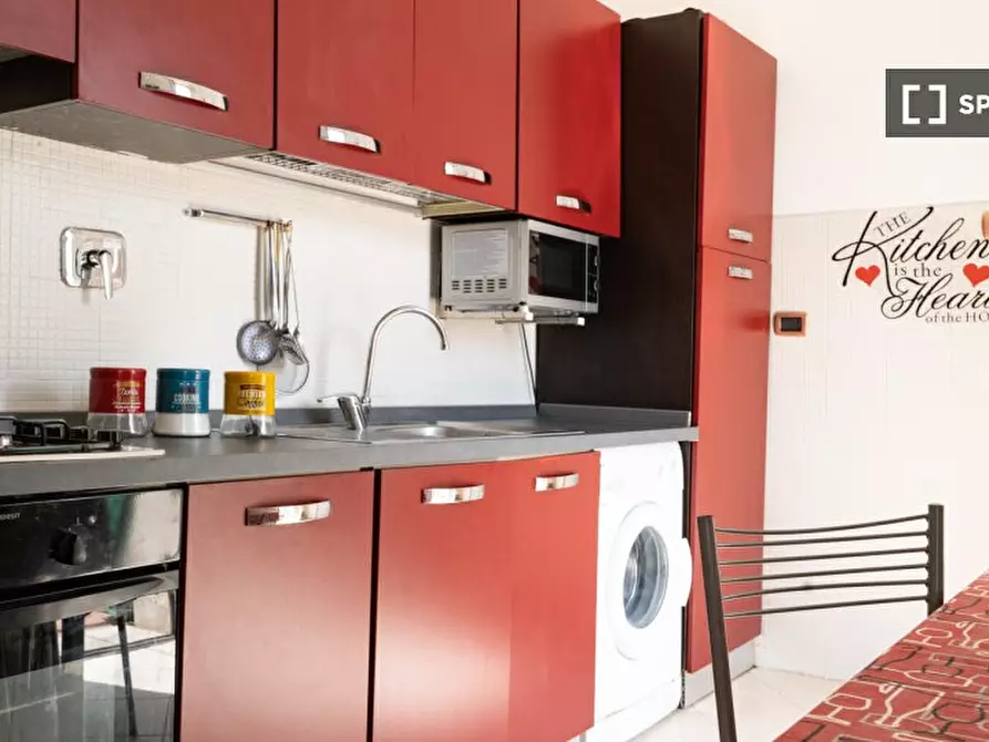 Immagine 15 di Appartamento in affitto  in Via delle Triremi a Roma