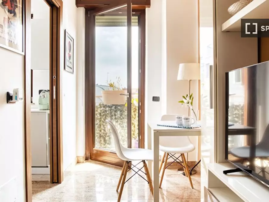 Immagine 9 di Appartamento in affitto  in Via Volvinio a Milano