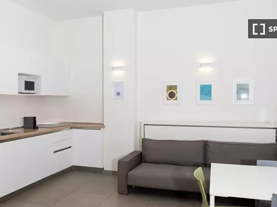Immagine 1 di Appartamento in affitto  in Viale Cirene a Milano