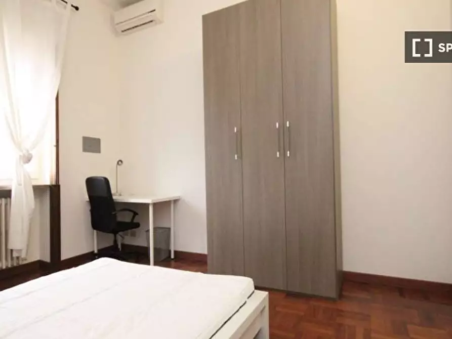 Immagine 5 di Camera condivisa in affitto  in Viale Sabotino a Milano