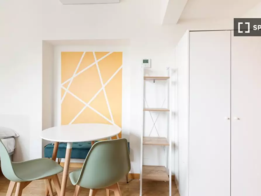 Immagine 2 di Ufficio in affitto  in Corso Magenta a Milano