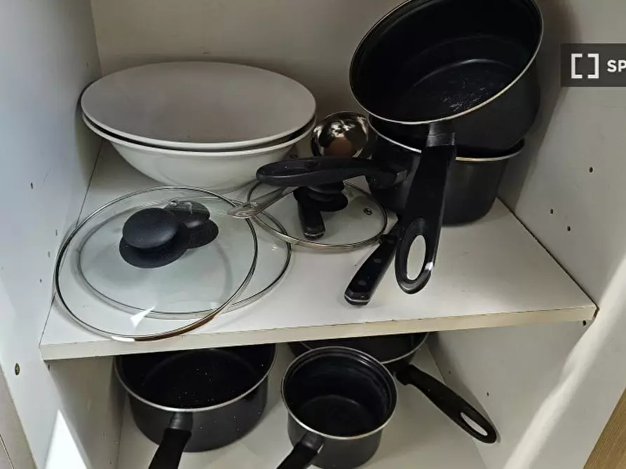 Immagine 12 di Appartamento in affitto  in B (2nd floor flat) Lower Addiscombe Rd a Croydon