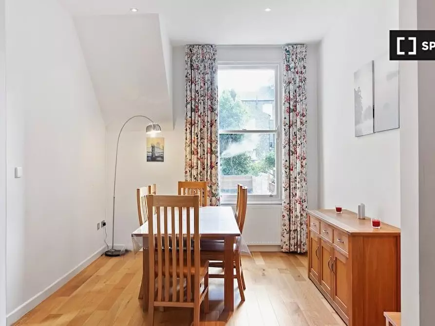 Immagine 5 di Appartamento in affitto  in Freegrove Rd a Islington