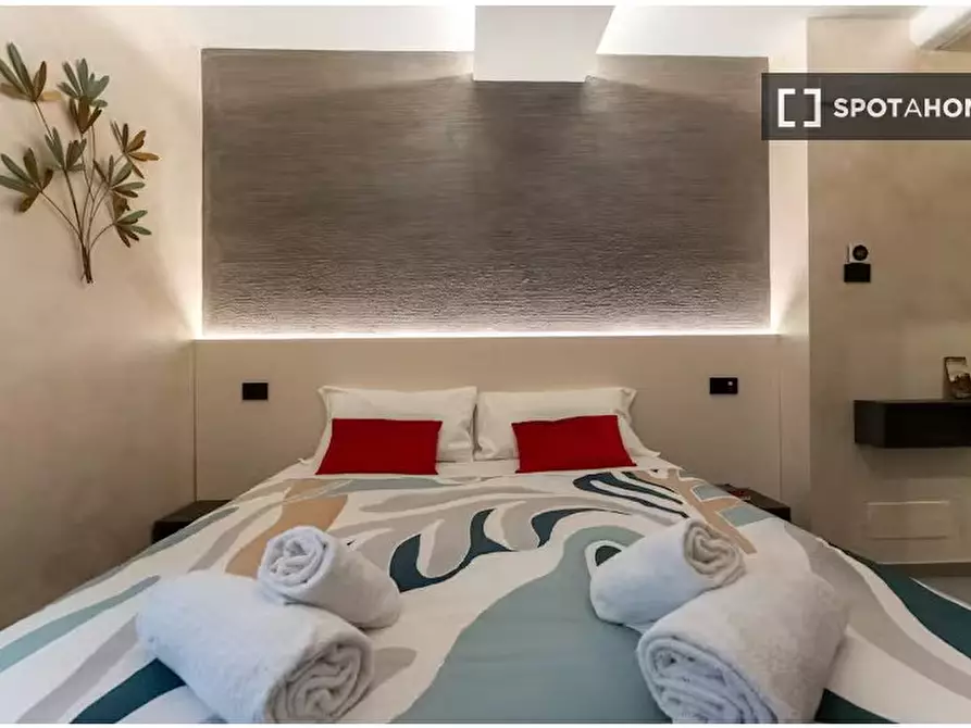 Immagine 2 di Camera condivisa in affitto  in Via Faenza a Firenze