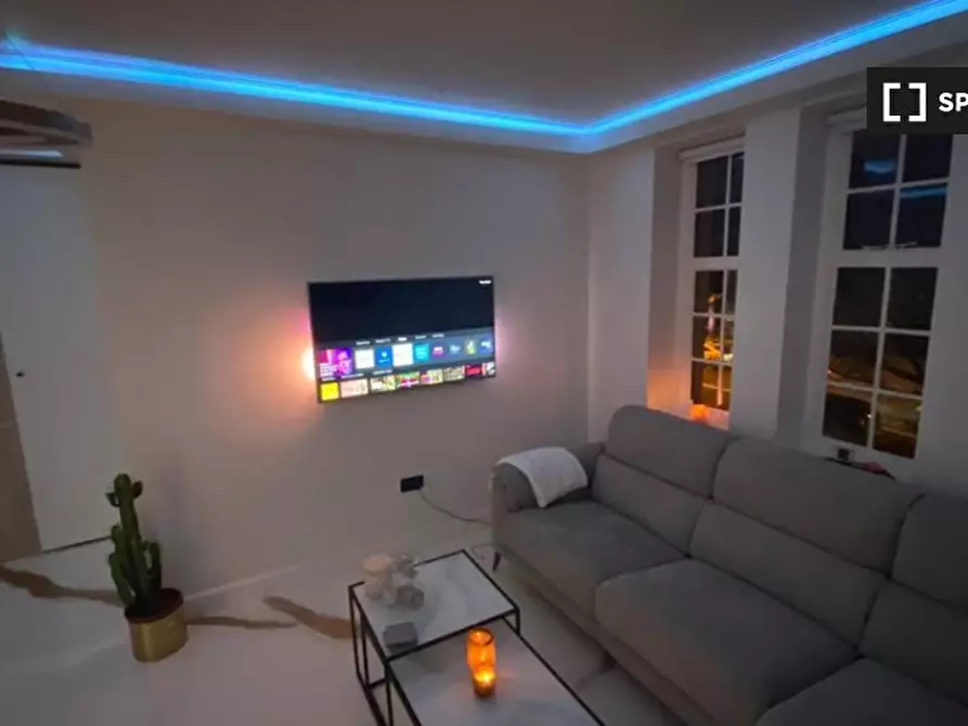 Immagine 13 di Appartamento in affitto  in Hillside Court a Camden Town