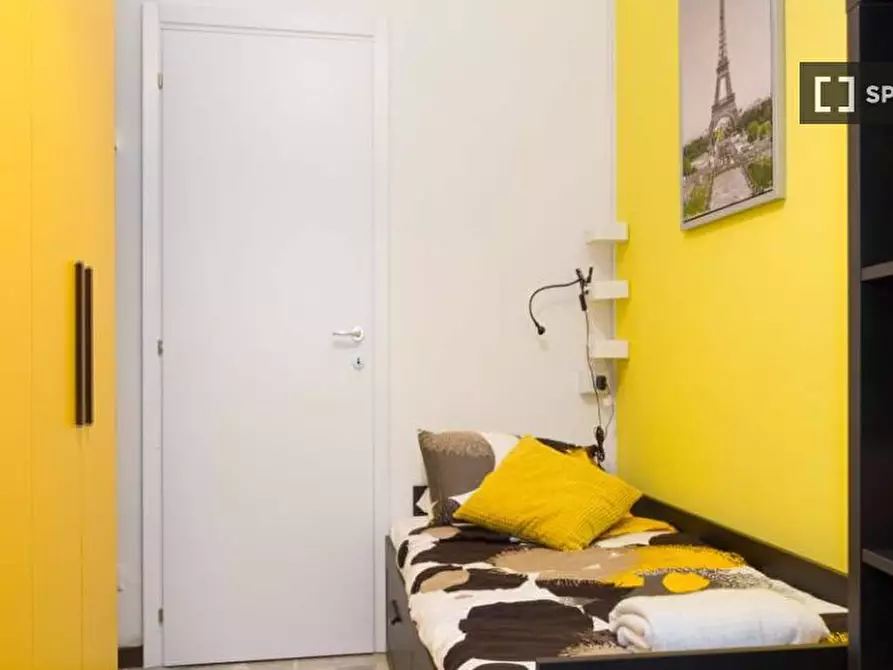 Immagine 3 di Camera condivisa in affitto  in Largo Cavalieri di Malta a Milano