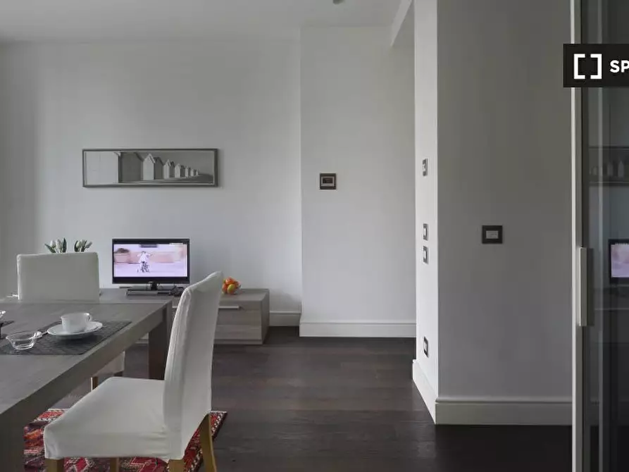 Immagine 5 di Appartamento in affitto  in Viale della Liberazione, 20124 Milano MI, Italy a Milano