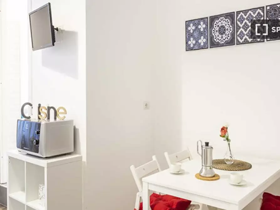 Immagine 10 di Camera condivisa in affitto  in Via Paolo Bassi a Milano