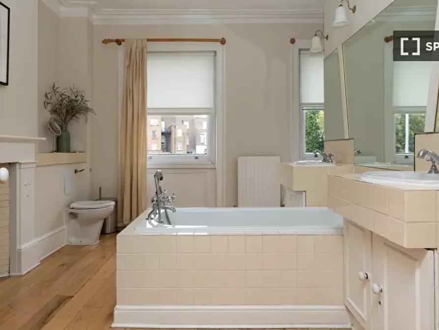 Immagine 17 di Appartamento in affitto  in Pelham St a Kensington