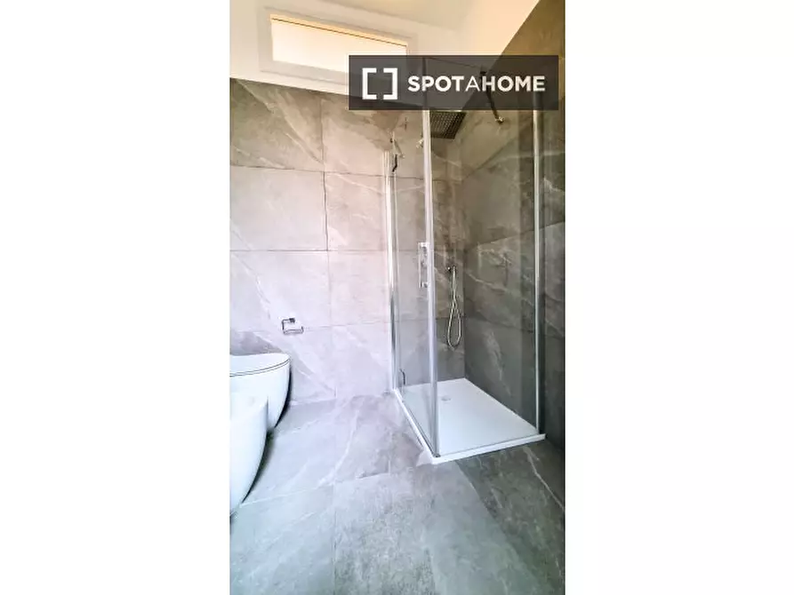 Immagine 13 di Appartamento in affitto  in Via Germanico a Roma