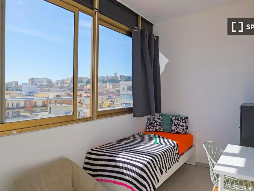 Immagine 17 di Camera condivisa in affitto  in Goldoni a Cagliari