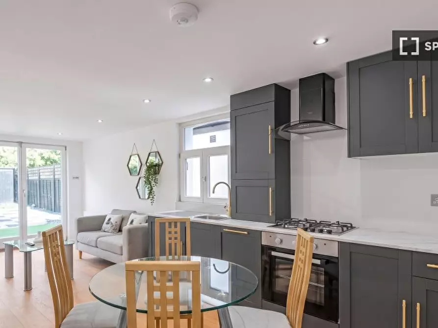 Immagine 2 di Appartamento in affitto  in Westcote Rd a Lambeth