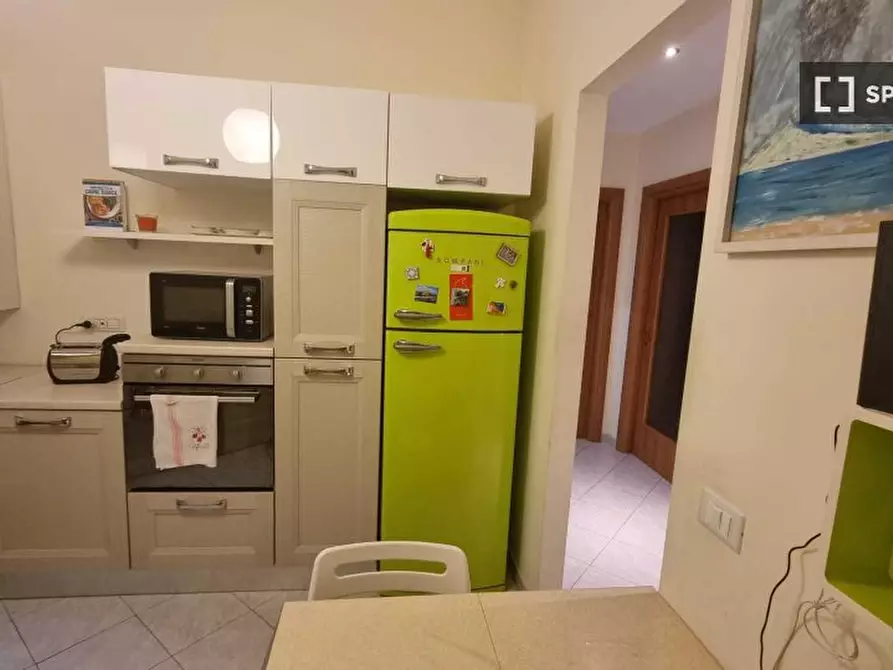 Immagine 8 di Camera condivisa in affitto  in Via Pompeo Magno n. a Casandrino