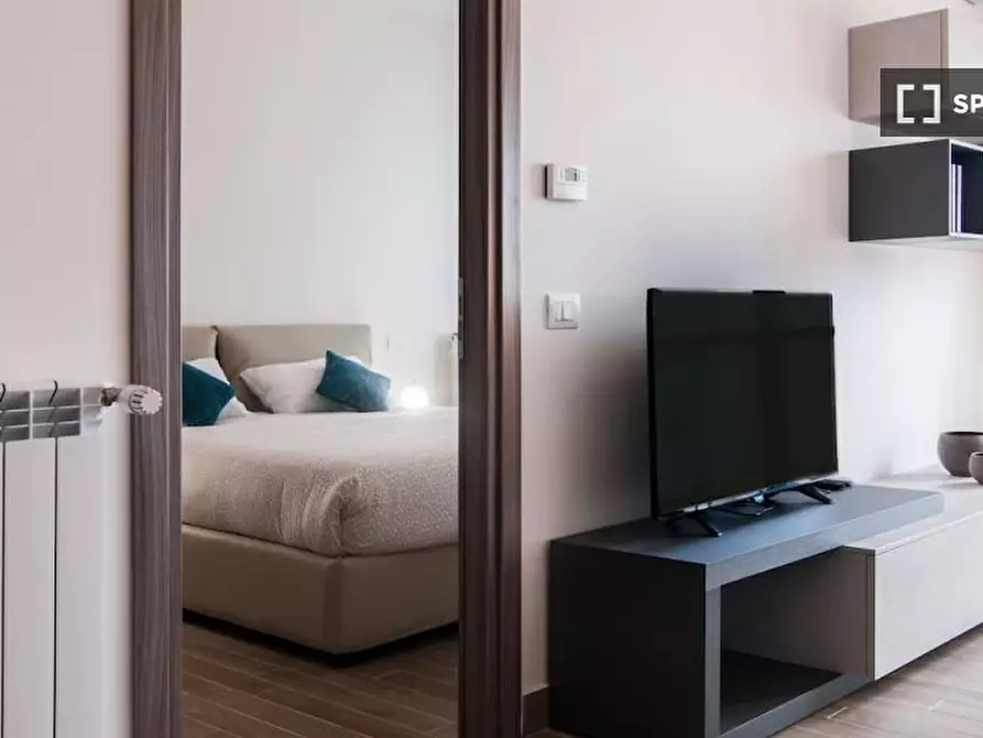 Immagine 4 di Appartamento in affitto  in Via Luigi de Marchi a Roma