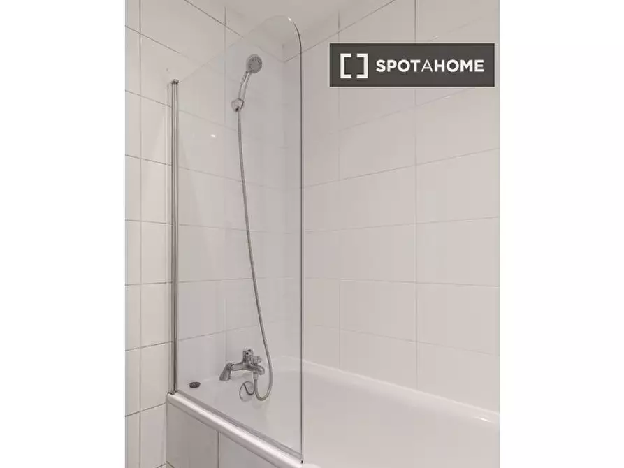 Immagine 6 di Appartamento in affitto  in Apartment a Kensington