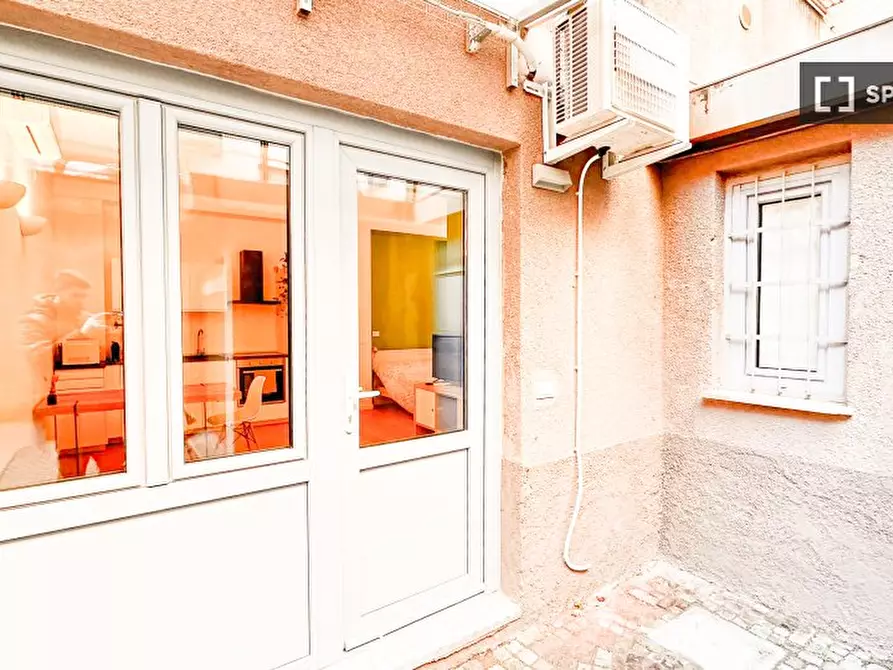 Immagine 5 di Ufficio in affitto  in Via Giambellino a Milano