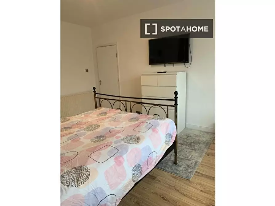 Immagine 13 di Camera condivisa in affitto  in Friary Rd a Ealing